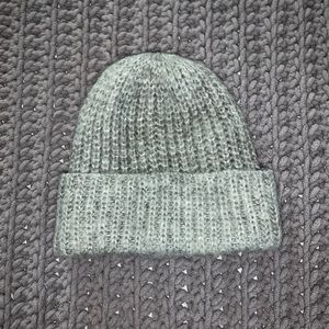 Gray Topshop knit beanie